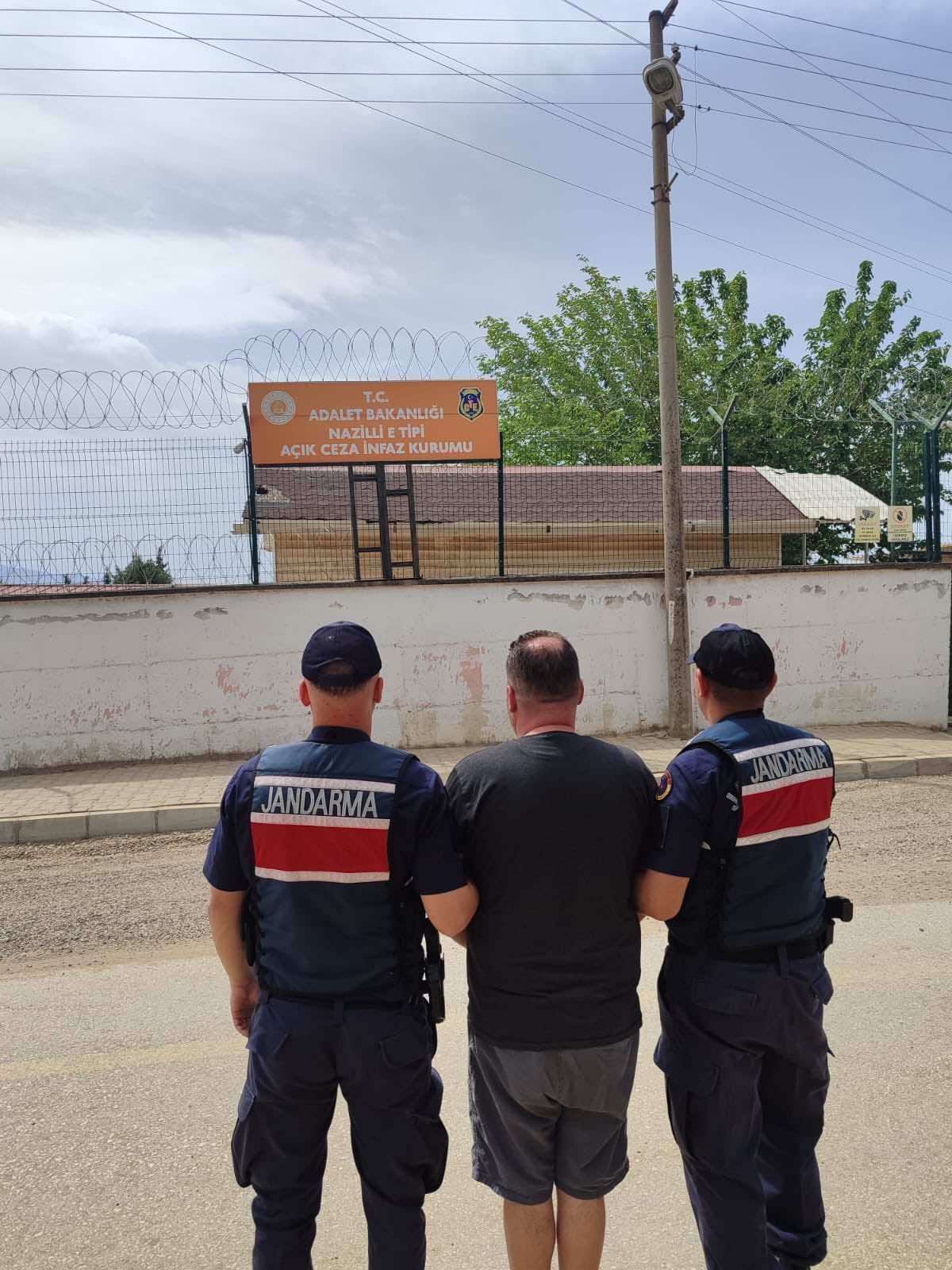 Jandarma Ekiplerimizce 30 Aranan Şahıs Yakalanmıştır