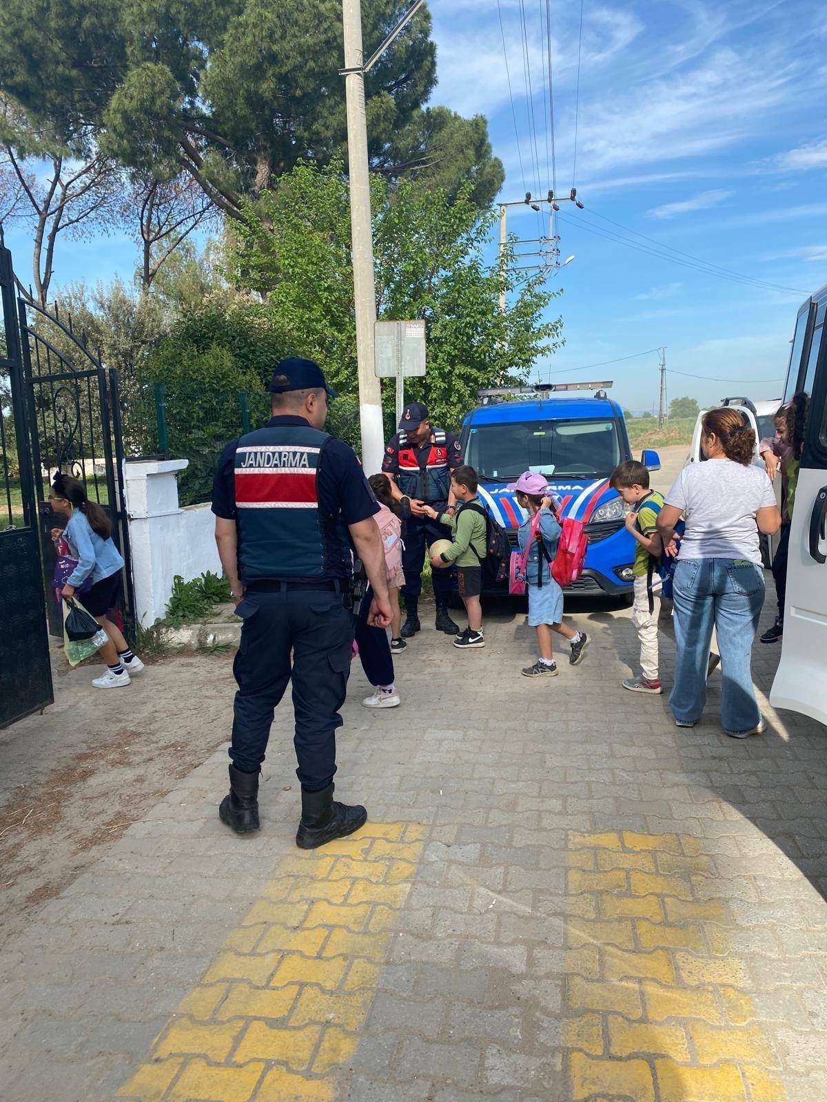 Çocuk ve Gençlerin Korunmasına Yönelik Okul Çevreleri ile Servis Araçları Denetimi
