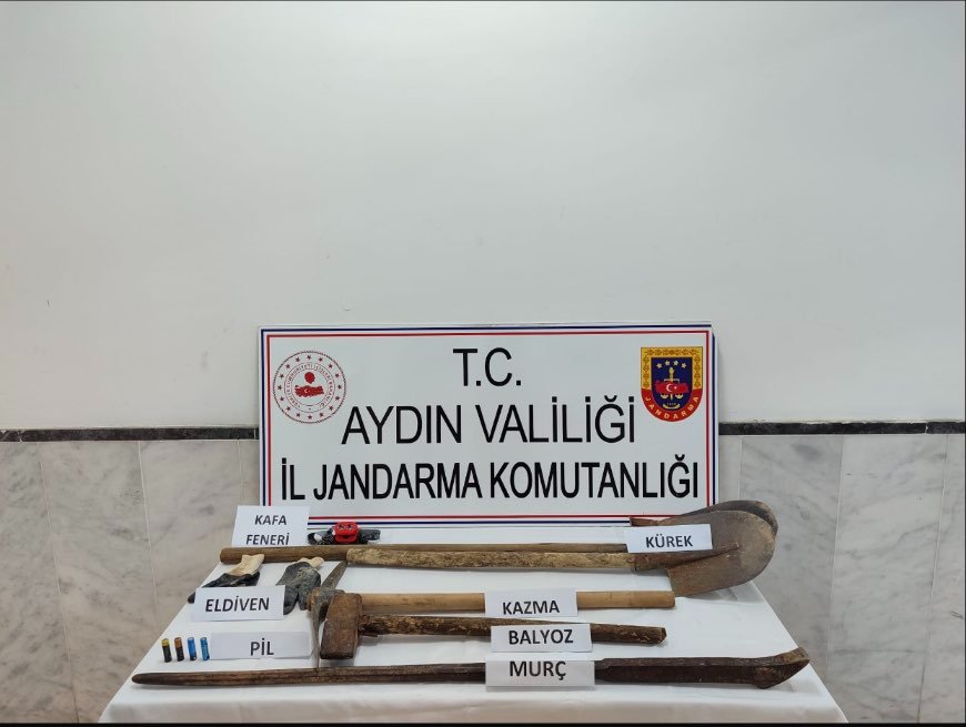 Kuyucak İlçe Jandarma, Tarihi Eser Kaçakçılığına Operasyon Düzenledi